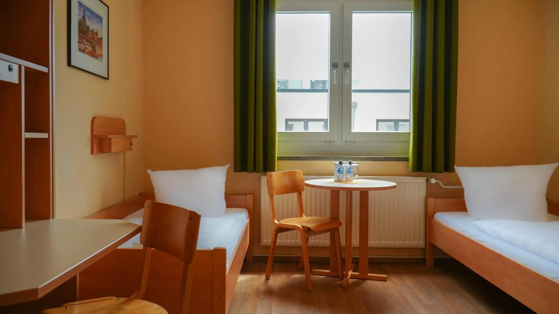 Hostel Djh Jugendherberge Dresden - Jugendgaestehaus